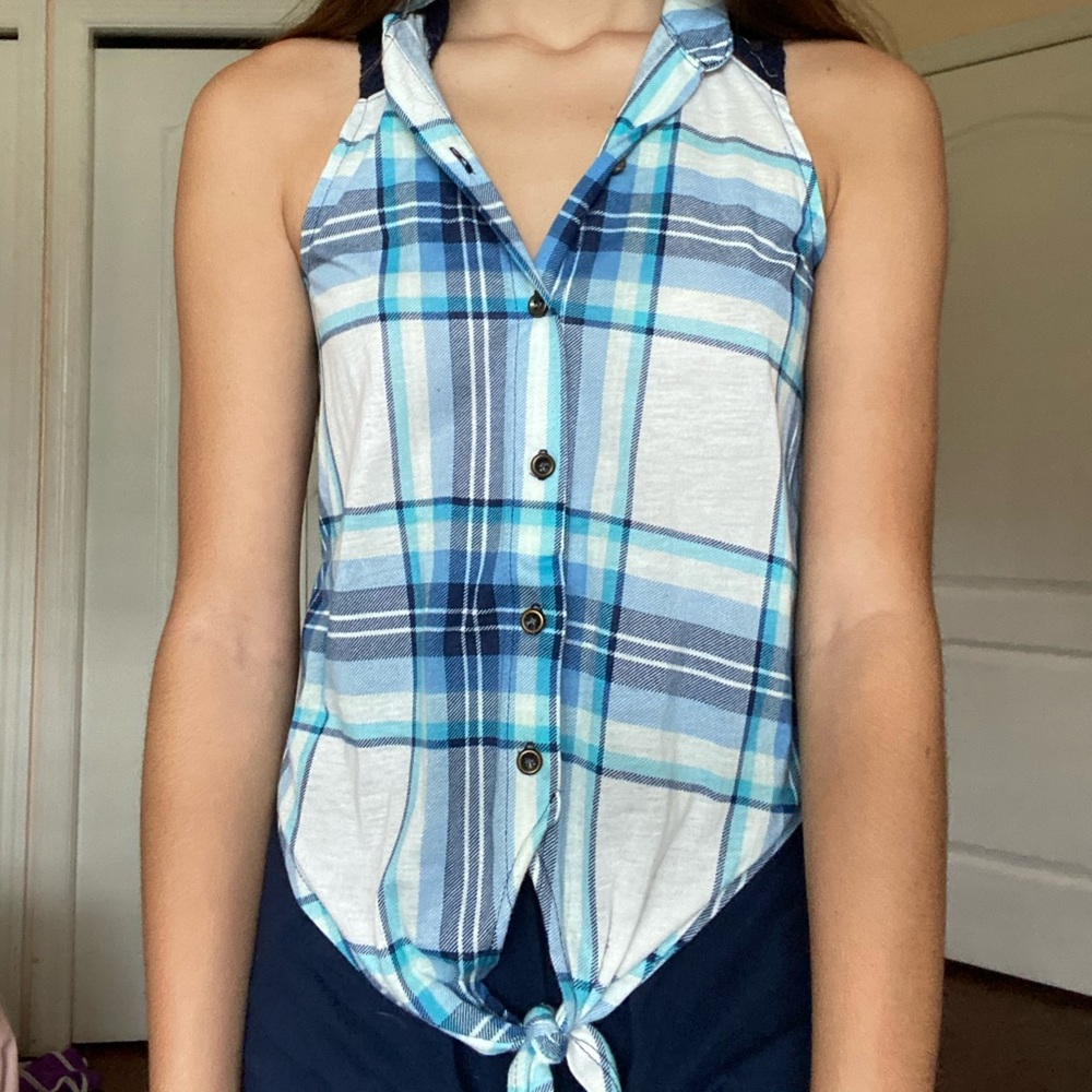 plaid collar shirt